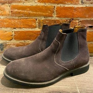 Johnston and Murphy  'Hollis' Suede Chelsea Boots